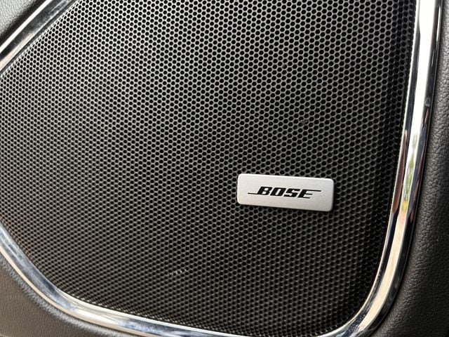 Used 2020 Onyx Black GMC Denali image 29