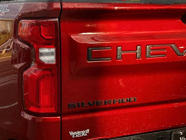 Used 2022 Cherry Red Tintcoat Chevrolet LT Trail Boss image 7