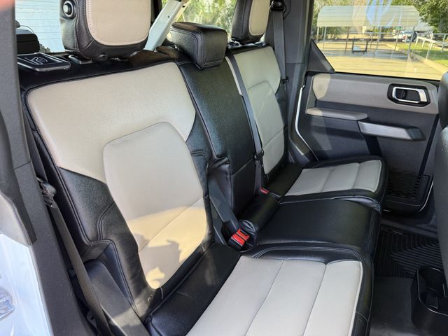 Used 2022 Oxford White Ford Wildtrak image 27