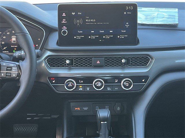 New 2026 Platinum White Pearl Acura Base image 17