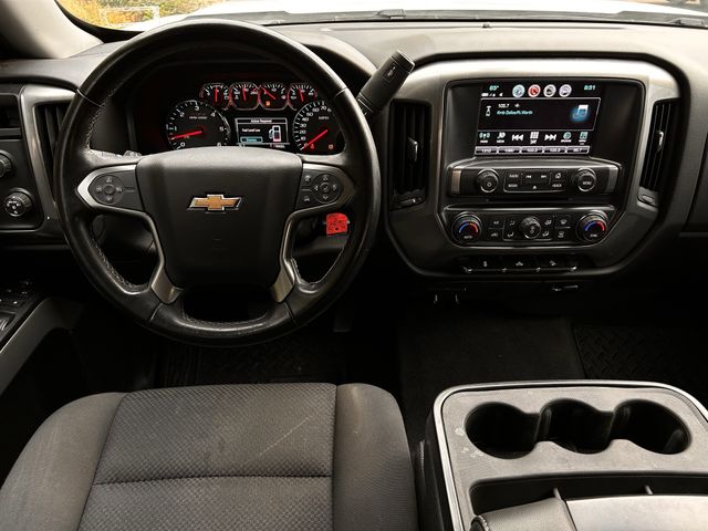 Used 2018 Summit White Chevrolet LT image 13