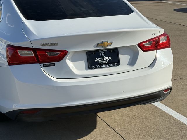 Used 2017 Summit White Chevrolet LT image 6
