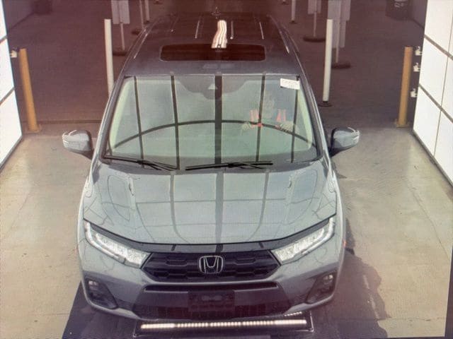 Used 2025 Modern Steel Metallic Honda EX-L image 10