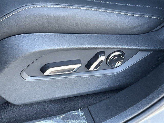 Used 2025 Platinum White Pearl Acura SH-AWD image 30