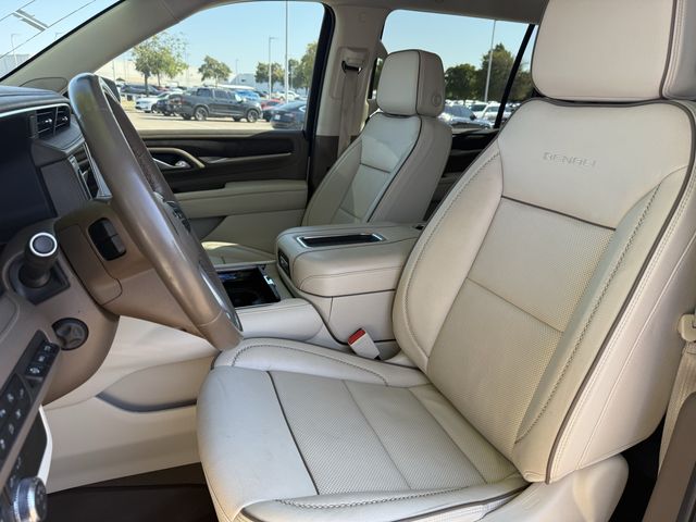 Used 2022 White Frost Tricoat GMC Denali image 23
