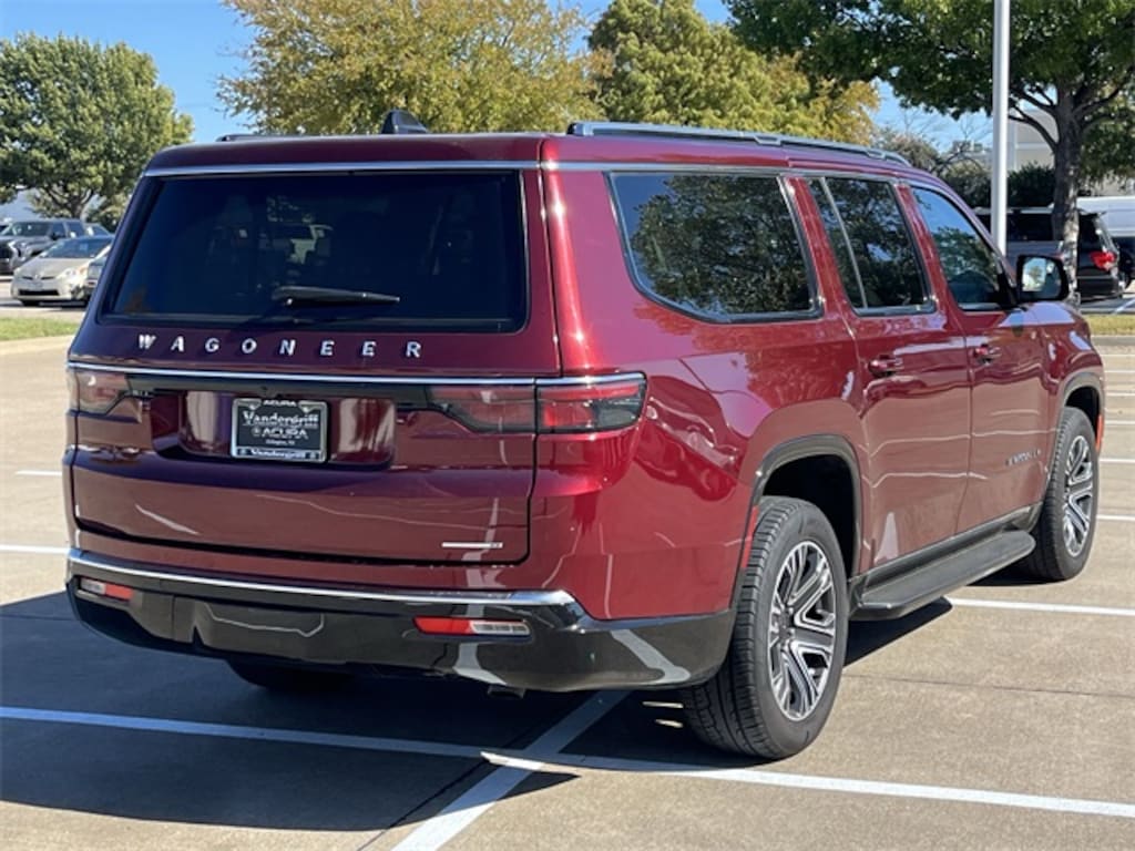 Used 2024 Jeep Wagoneer L Series II SUV