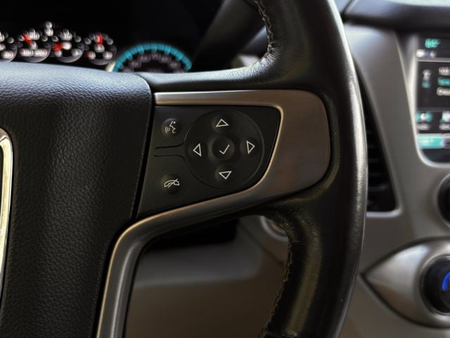 Used 2019 Dark Sapphire Blue Metallic GMC Denali image 15