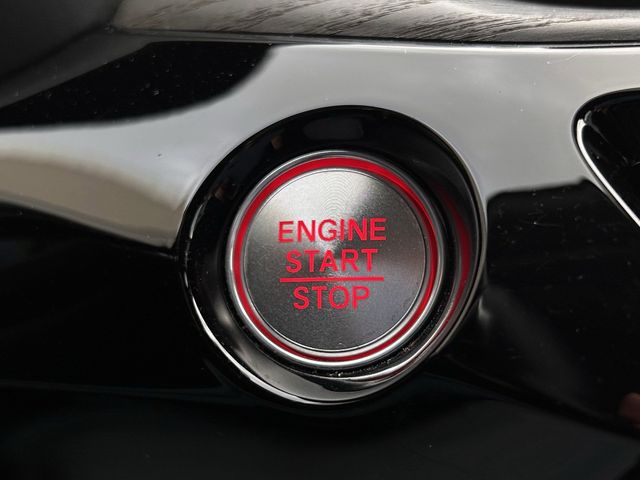 Used 2023 Majestic Black Pearl Acura Advance image 22