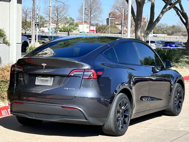 Used 2024 Stealth Gray Tesla Long Range image 4
