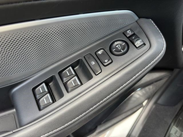 New 2026 Platinum White Pearl Acura SH-AWD Technology Package image 23