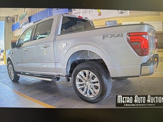 2024 Ford F-150 Lariat photo 3