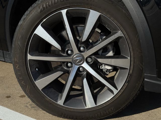 Used 2025 Majestic Black Pearl Acura Technology Package image 9