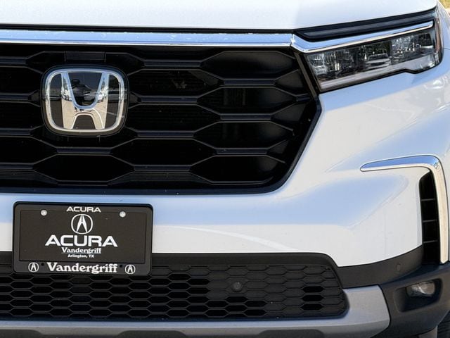 Used 2023 Platinum White Pearl Honda Touring image 8