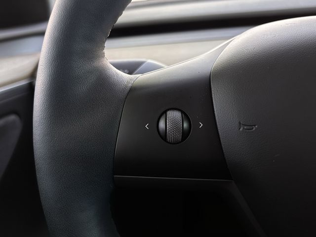 Used 2024 Stealth Gray Tesla Long Range image 14