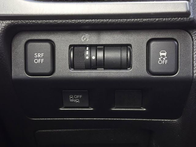 Used 2017 Crystal White Pearl Subaru 2.0i Limited image 23