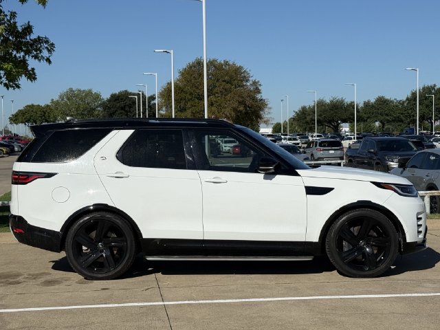 Used 2025 Land Rover Discovery Dynamic SE SUV