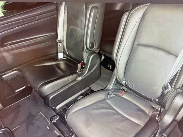 Used 2025 Modern Steel Metallic Honda EX-L image 7