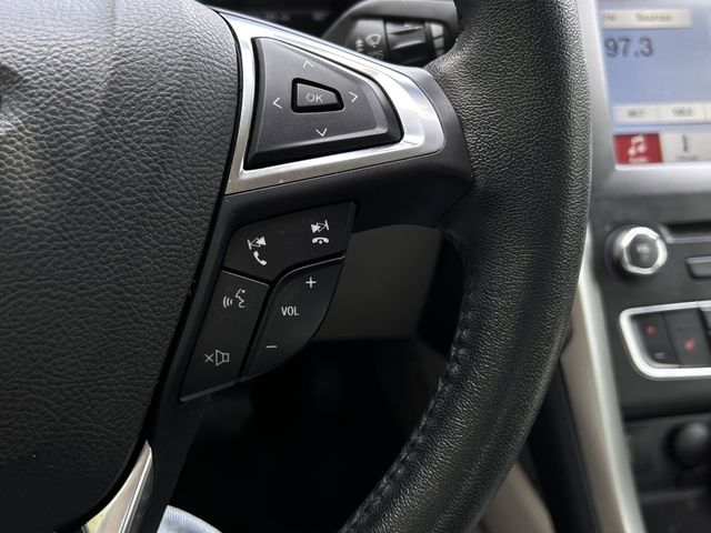 Used 2018 Magnetic Metallic Ford SE Luxury image 16