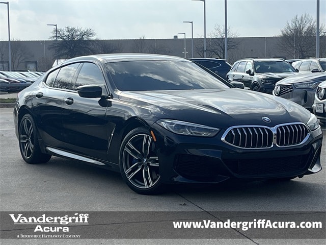 2022 BMW 8 Series 840i's photo