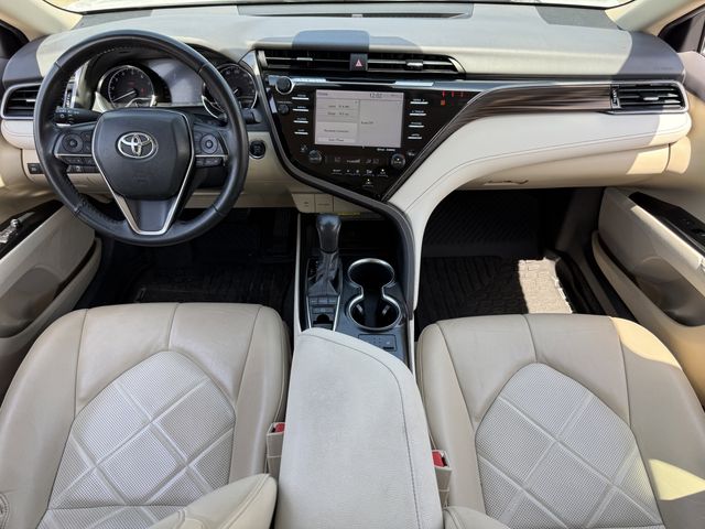 Used 2019 Wind Chill Pearl Toyota XLE image 11