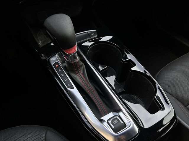 Used 2024 Summit White Chevrolet 2RS image 22