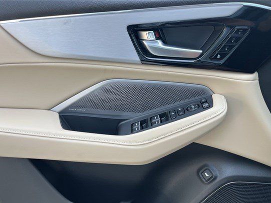 New 2026 Platinum White Pearl Acura SH-AWD Technology Package image 25