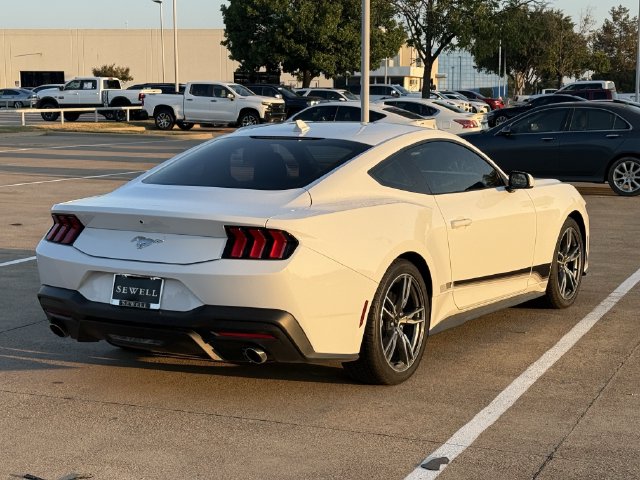 Used 2024 Oxford White Ford Ecoboost Premium image 4