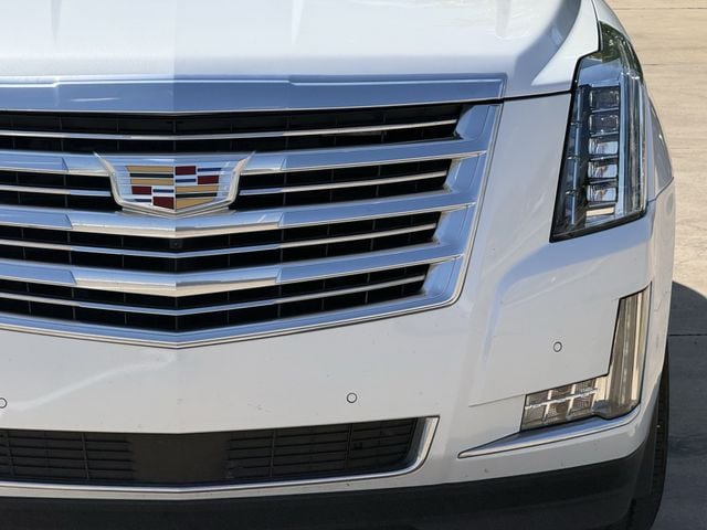Used 2020 Crystal White Tricoat CADILLAC Platinum Edition image 8