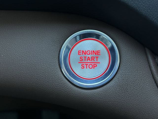 Certified Used 2022 Platinum White Pearl Acura Technology Package image 25