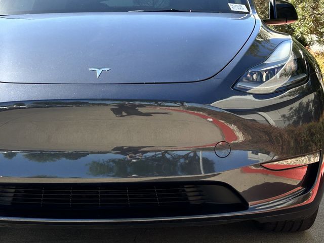 Used 2024 Stealth Gray Tesla Long Range image 9