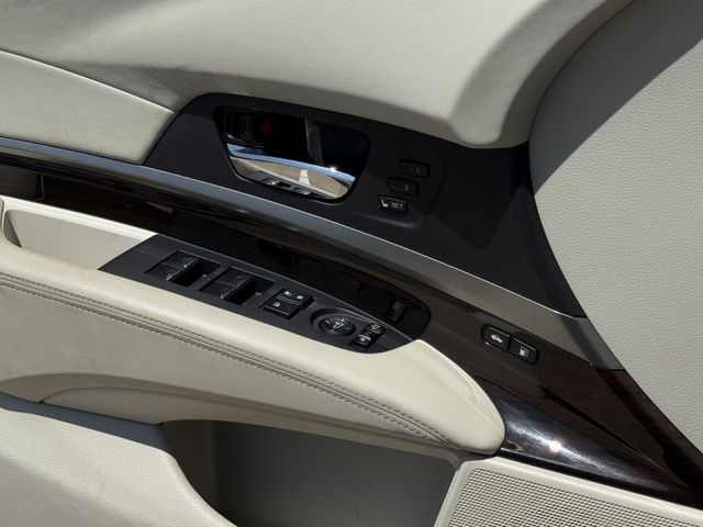 Used 2017 Bellanova White Pearl Acura Base image 22