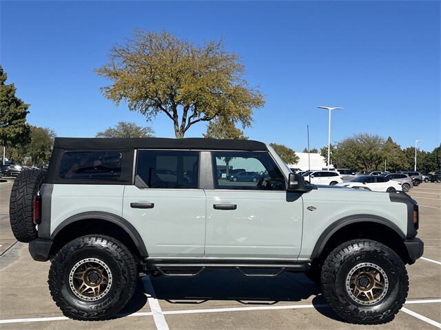 2022 Ford Bronco Wildtrak photo 3