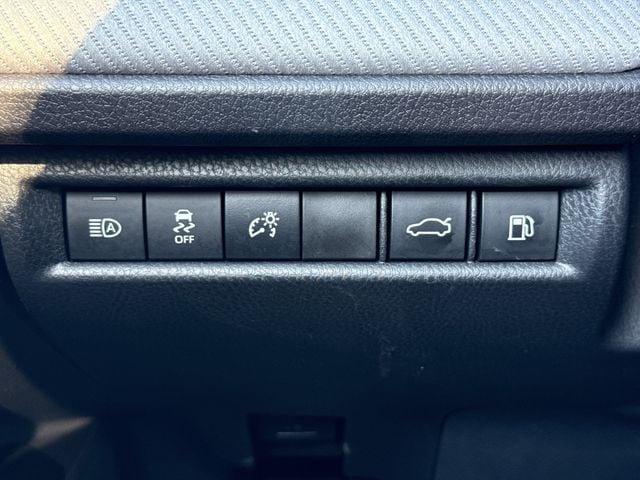 Used 2026 Ice Cap Toyota SE image 22