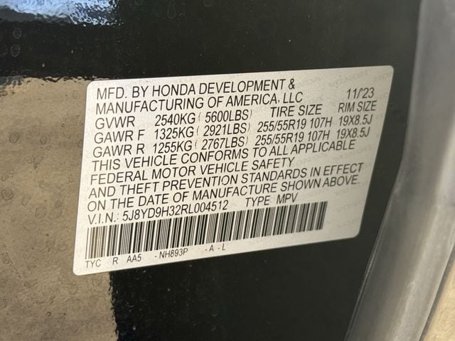 Certified Used 2024 Majestic Black Pearl Acura 3.5L image 34