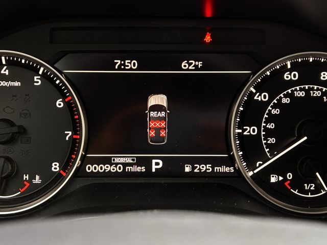 Used 2026 Black Diamond Mitsubishi SE image 17