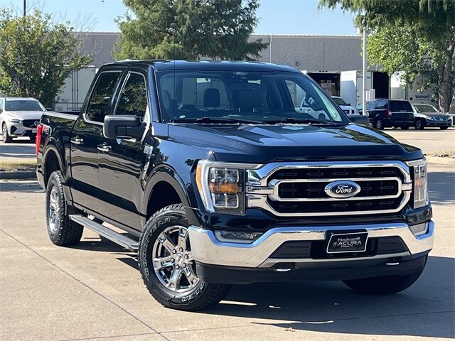 2021 Ford F-150 XLT photo 2