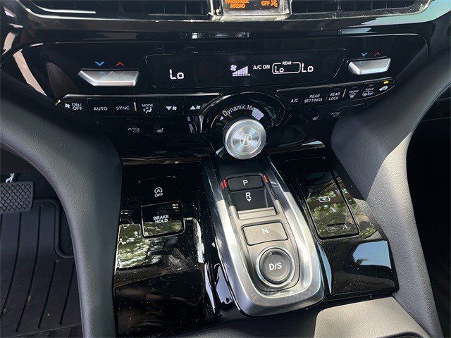 New 2026 Platinum White Pearl Acura FWD Technology Package image 20