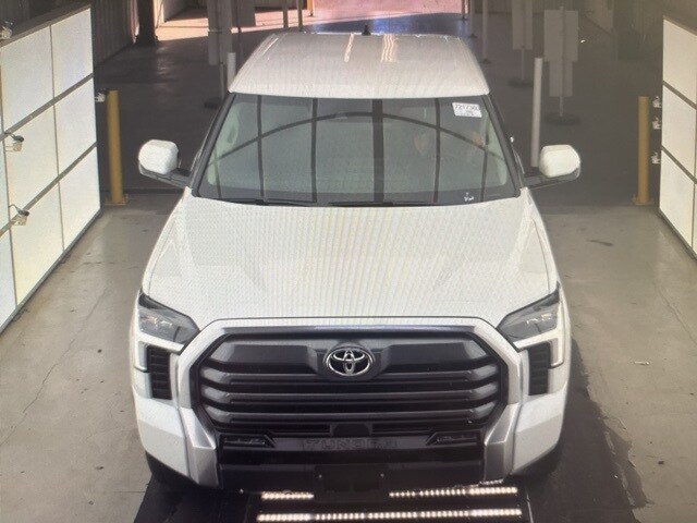 2023 Toyota Tundra Limited photo 2