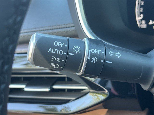 New 2026 Platinum White Pearl Acura SH-AWD Advance Package image 23