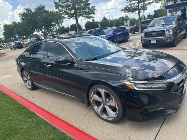 2018 Honda Accord 1.5T Touring Auto's photo