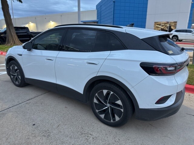 2021 Volkswagen ID.4 Pro photo 3