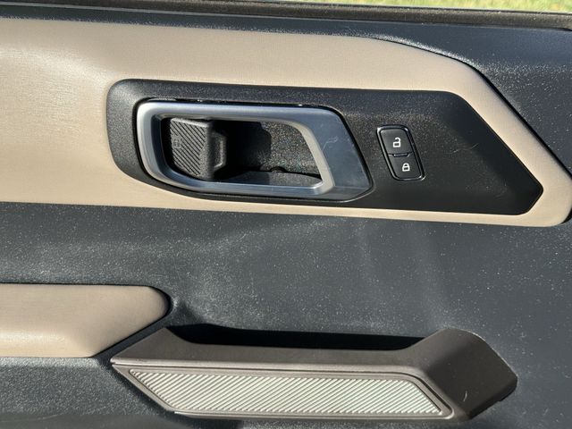 Used 2022 Oxford White Ford Wildtrak image 22