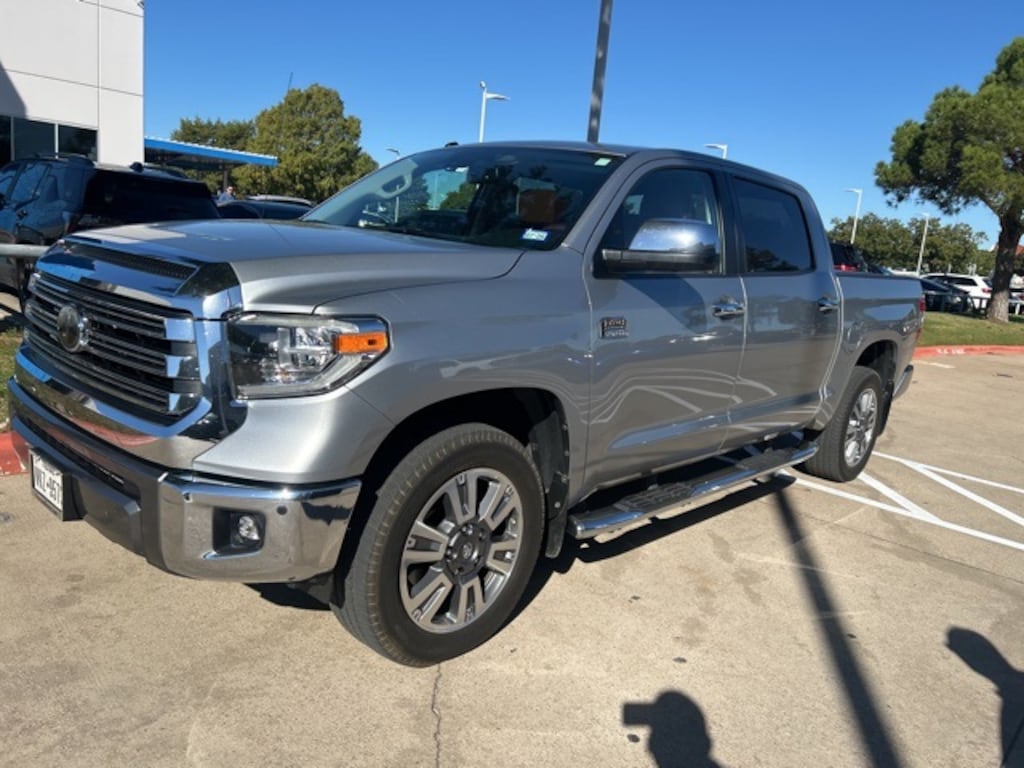 Used 2018 Toyota Tundra  Truck CrewMax