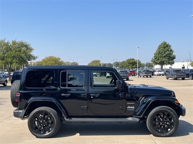 2022 Jeep Wrangler Unlimited 4xe Sahara photo 3