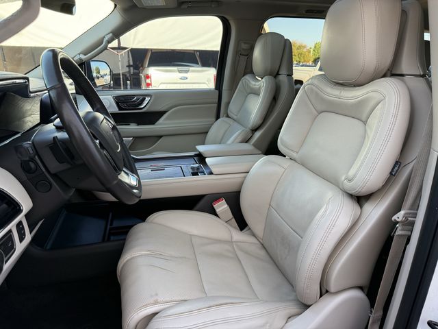 Used 2021 Pristine White Lincoln Reserve image 24