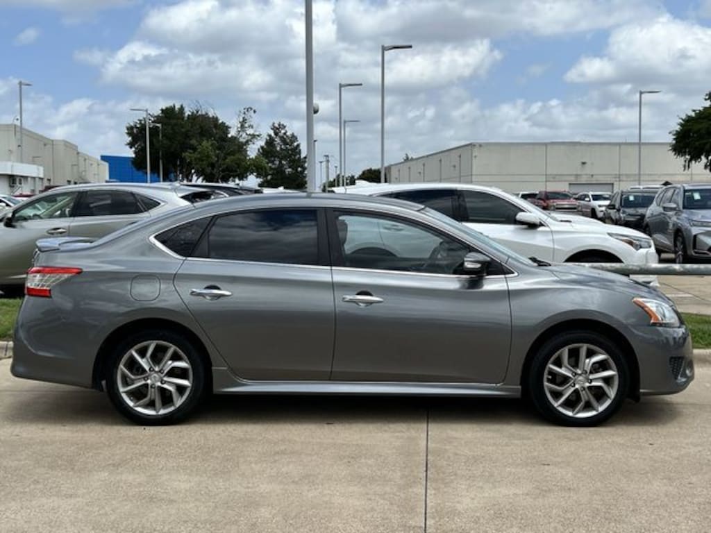 Used 2015 Nissan Sentra SR Sedan
