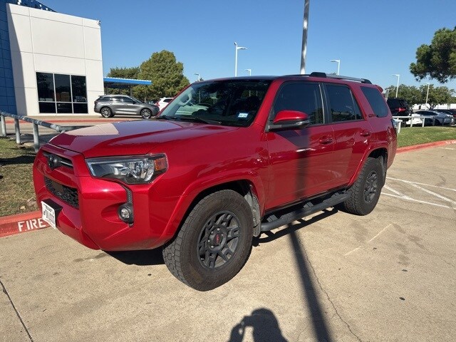 2021 Toyota 4Runner SR5 Premium photo 2