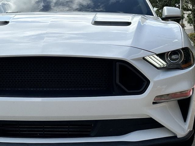 Used 2019 Oxford White Ford Ecoboost image 8