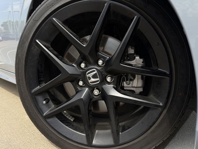 Used 2024 Sonic Gray Pearl Honda Base image 10