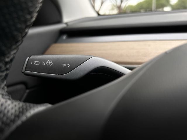 Used 2021 Pearl White Multi-Coat Tesla Long Range image 23